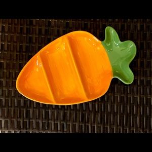 Porcelain Carrot Serving Dish NWOT!